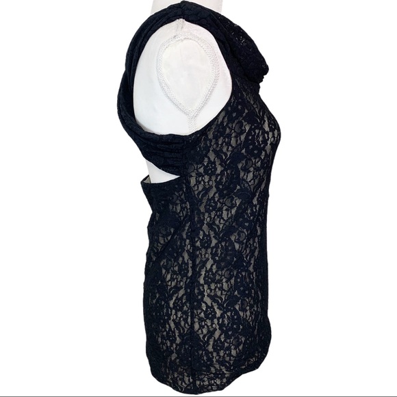 Moda Intl- Black Lace High Neckline Sexy Top -L - Picture 5 of 9